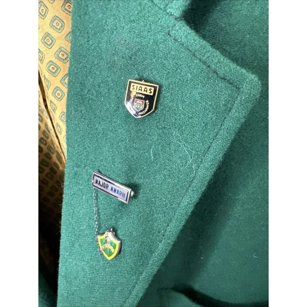 SIAAS‎ Amaruks Men 46 Vintage Green Hockey Blazer Sask Green Preppy Patch